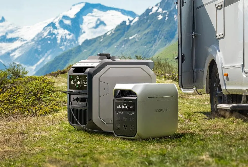 DELTA 3 Plus junto a un generador inteligente en el campo